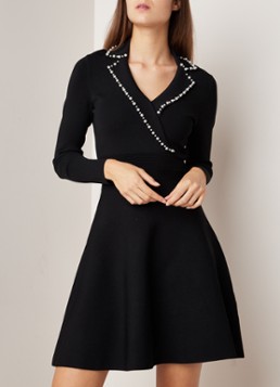 Sandro Little black dress met pareldetail