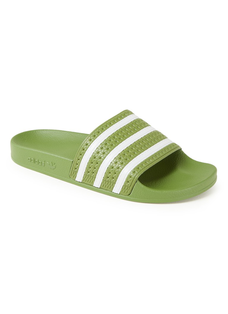 gewoon Kort leven Bungalow adidas Adilette badslipper met streepprint • Groen • deBijenkorf.be