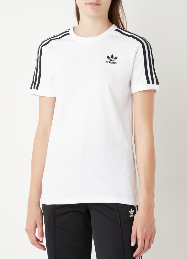 adidas - T-shirt à rayures et bordure logo - Blanc