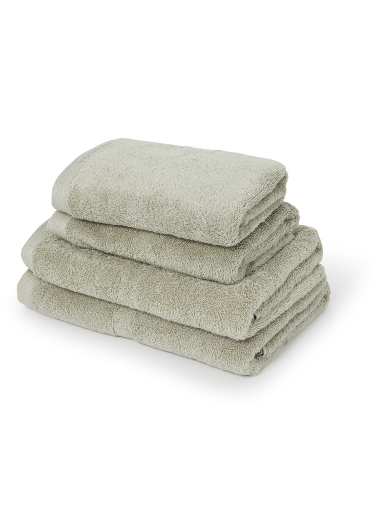 Sterkte patroon verteren Aquanova Rio handdoeken set van 4 - 500 gr/m2 • Olijfgroen • deBijenkorf.be Sterkte patroon verteren Aquanova Rio handdoeken set van 4 - 500 gr/m2 • Olijfgroen • deBijenkorf.be