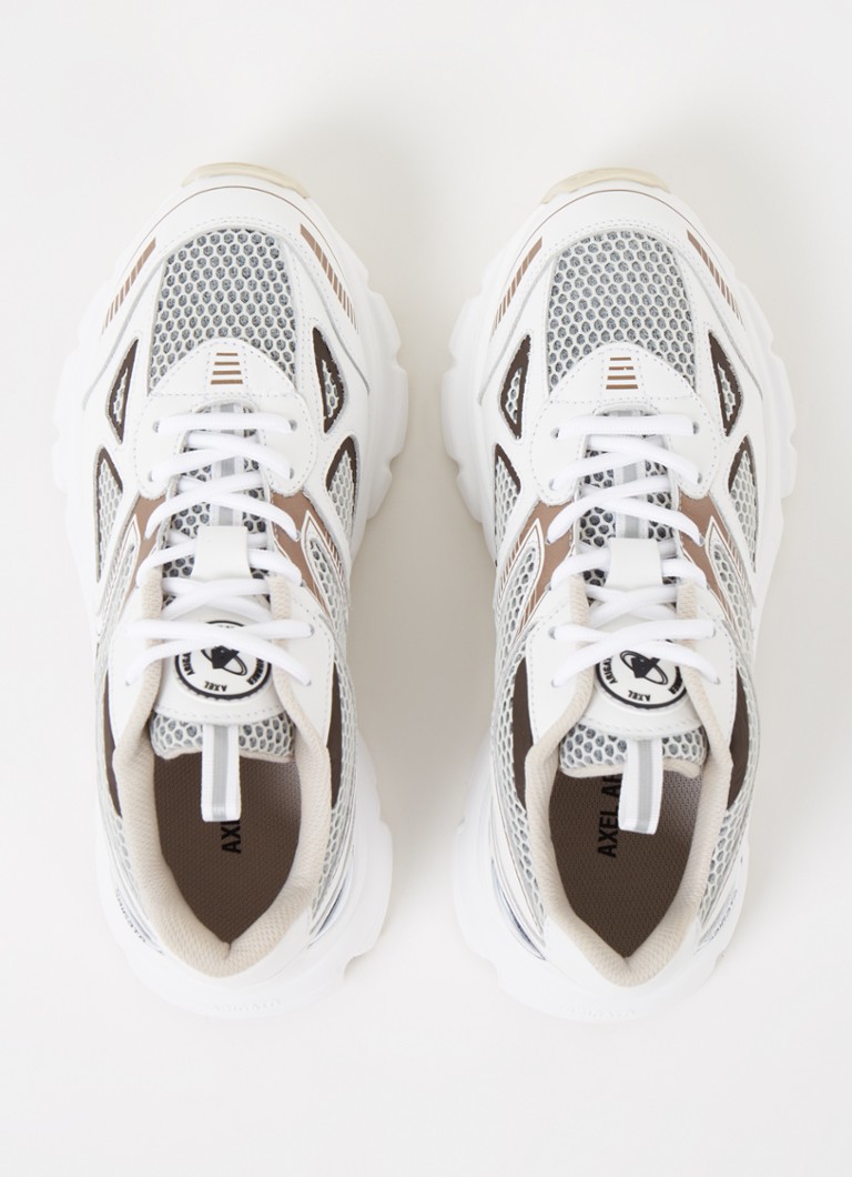 Axel Arigato Sneaker Marathon Runner avec détails en cuir veau • Marron foncé • de Bijenkorf