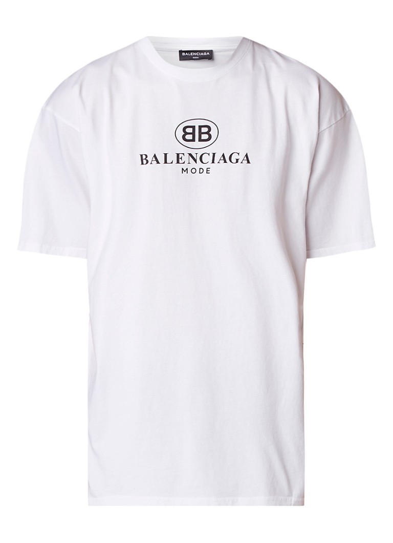 Balenciaga paris футболка. White "Balenciaga" t-Shirt. Balenciaga Paris футболка белая. Balenciaga Mode футболка. Футболка Баленсиага мужская.