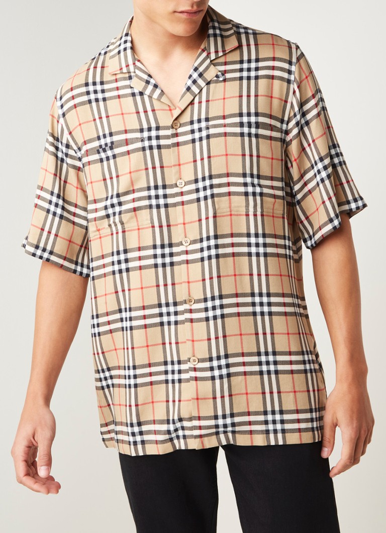 Elastisch Niet meer geldig Verspreiding BURBERRY Raymouth comfort fit overhemd met ruitdessin • Lichtbruin • deBijenkorf.be Elastisch Niet meer geldig Verspreiding BURBERRY Raymouth comfort fit overhemd met ruitdessin • Lichtbruin • deBijenkorf.be