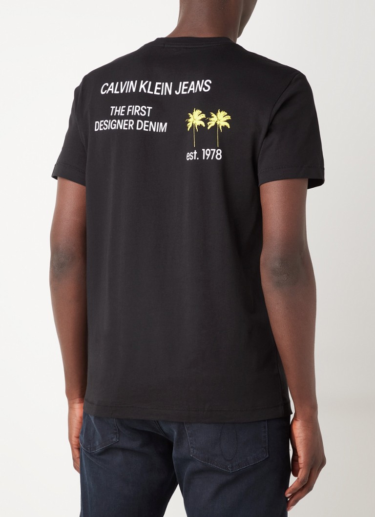 Calvin Klein - T-shirt avec logo et imprimé au dos - Noir