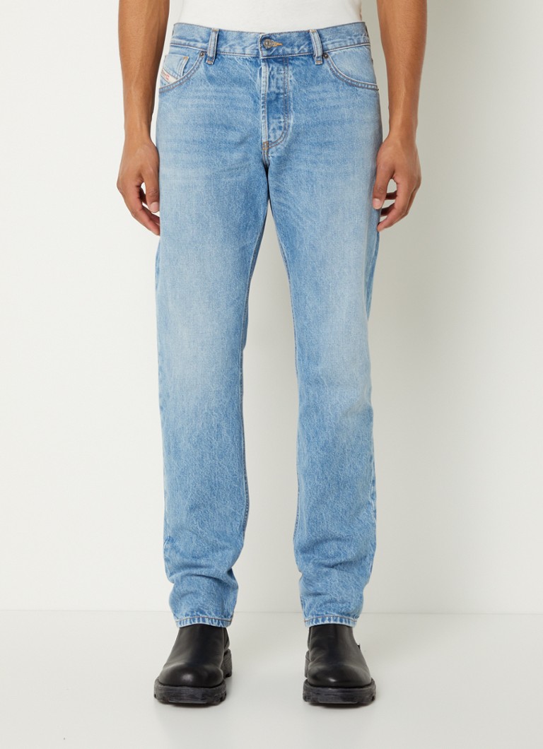 Diesel - D-Sark straight leg jeans met lichte wassing - Indigo