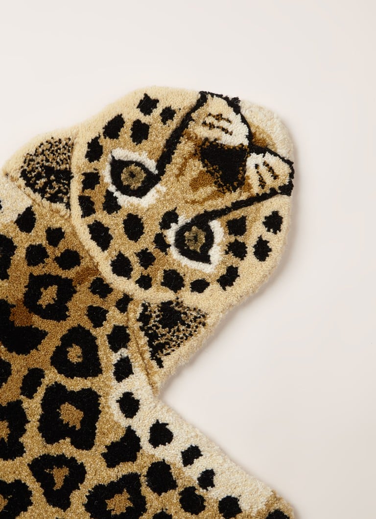 Doing Goods - Loony Leopard Small kleed 92 x 62 cm - Beige
