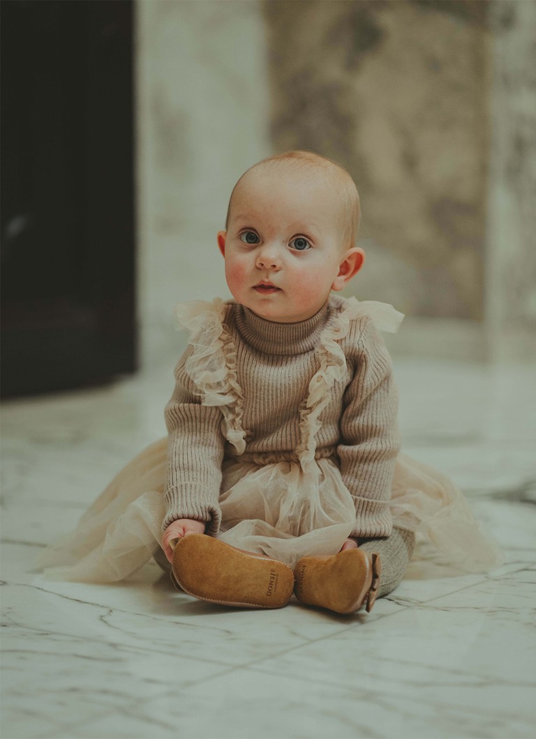 Donsje Amsterdam Flovos ribgebreide jurk in wolblend met tule