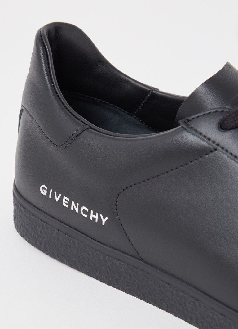 Givenchy Town sneaker van kalfsleer met logo • Zwart •