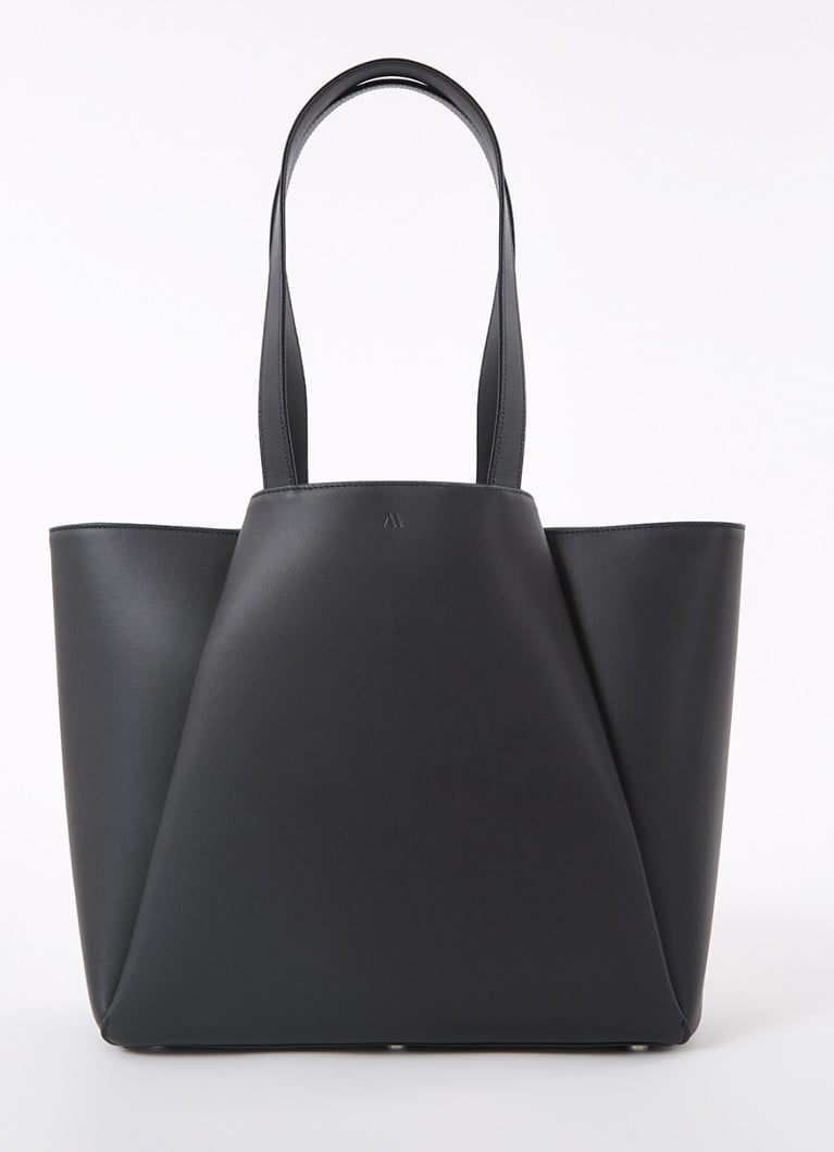 KAAI - Pyramid schoudertas van leer met 15 inch laptopvak  - Zwart