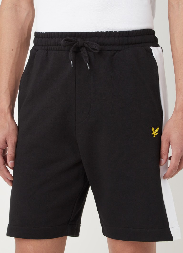 Lyle & Scott - Pantalon de jogging court coupe droite avec poches latérales - Noir