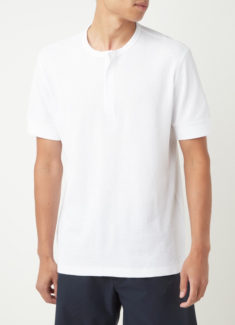 MANGO - Julian fijngebreid T-shirt met structuur en knoopdetail - Wit