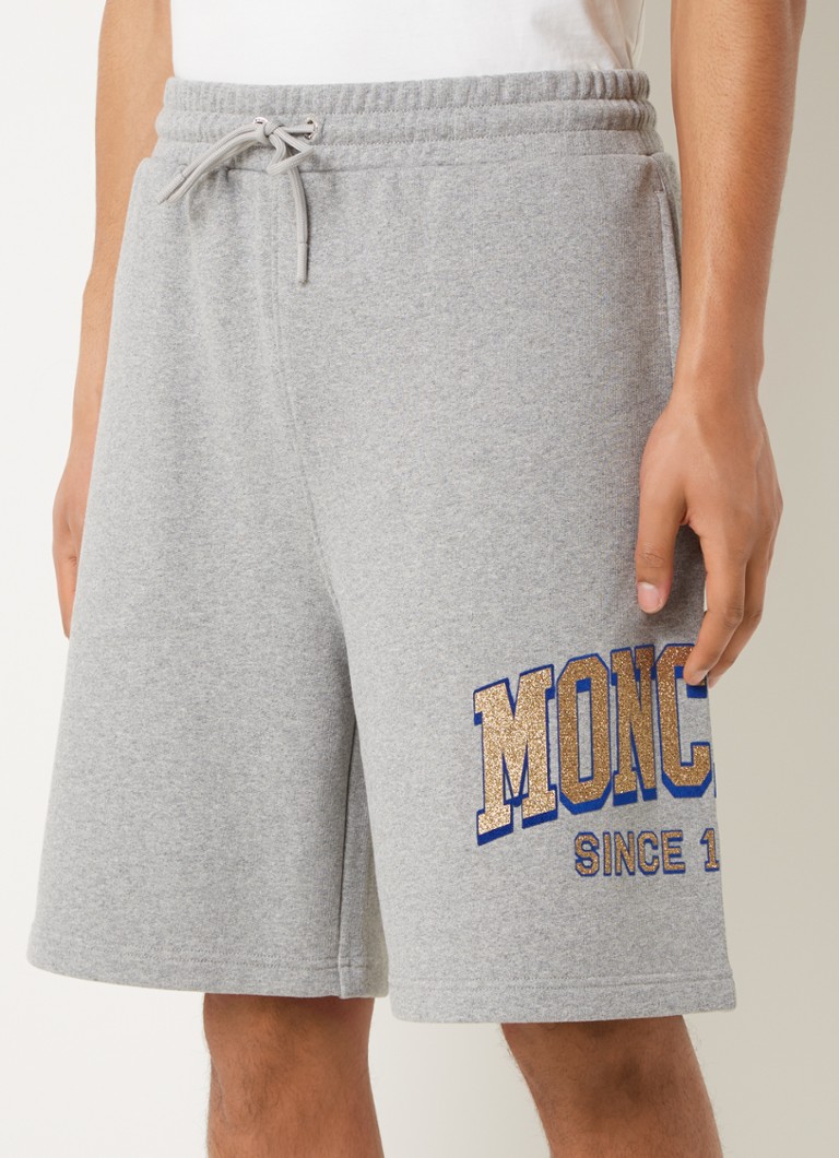 muziek Baron Reis Moncler Regular fit mid waist shorts met glitter logopatch • Grijs •  deBijenkorf.be