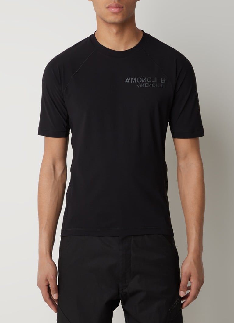 Moncler - Technical trainings T-shirt met 3D logo - Zwart