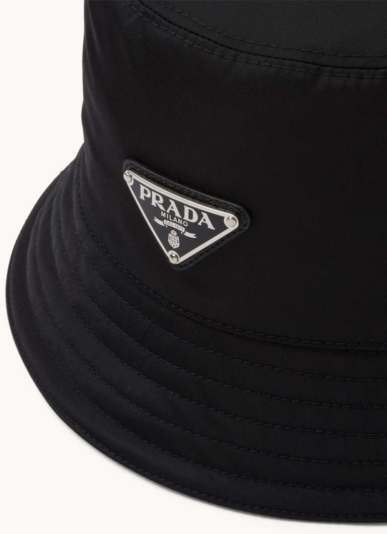 prada hoed