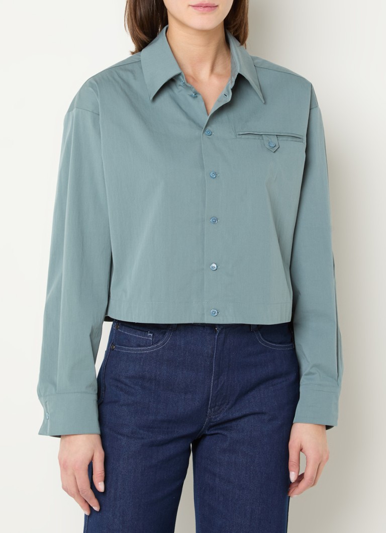 Vanilia - Cropped blouse met borstzak - Zeegroen