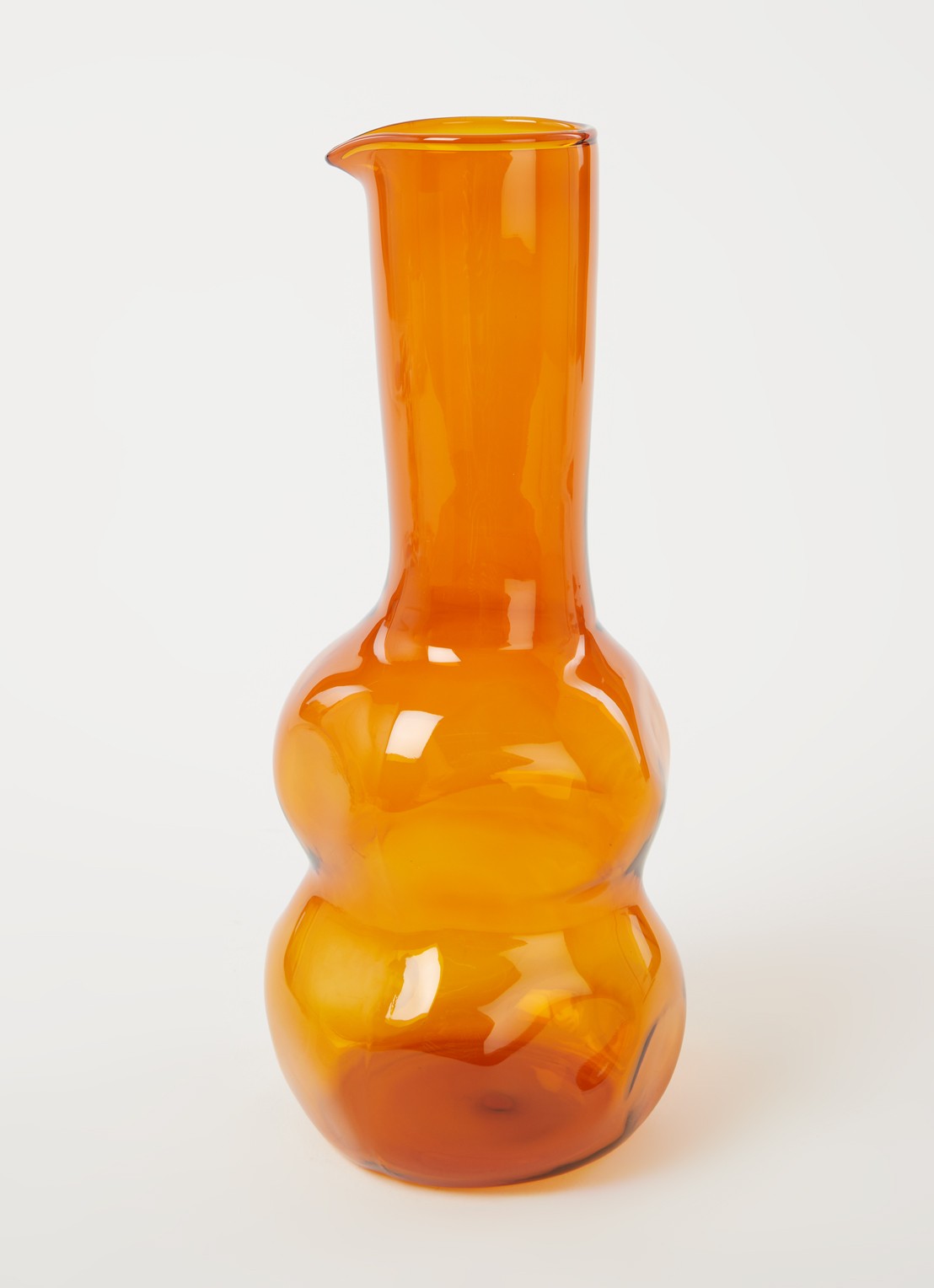 &Klevering Clay karaf 0,8 liter - voorkant 3 oranjebruin