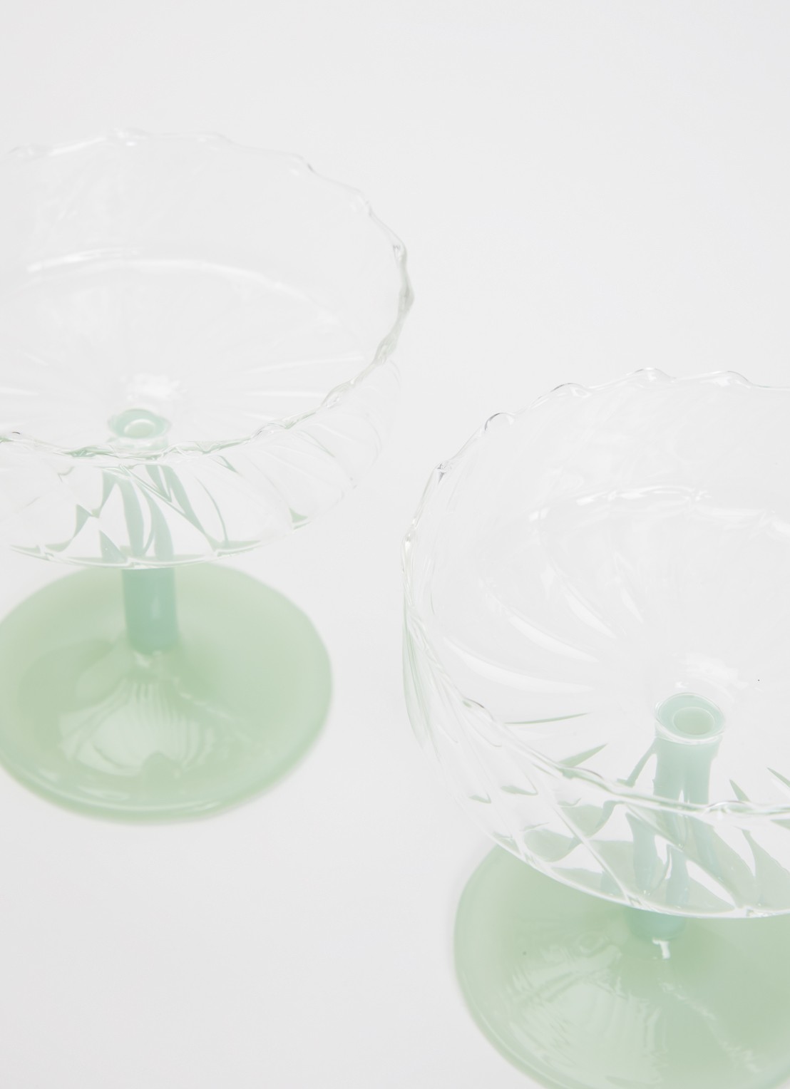 &Klevering Twirl coupe 20 cl set  van 2 - voorkant 2 lindegroen