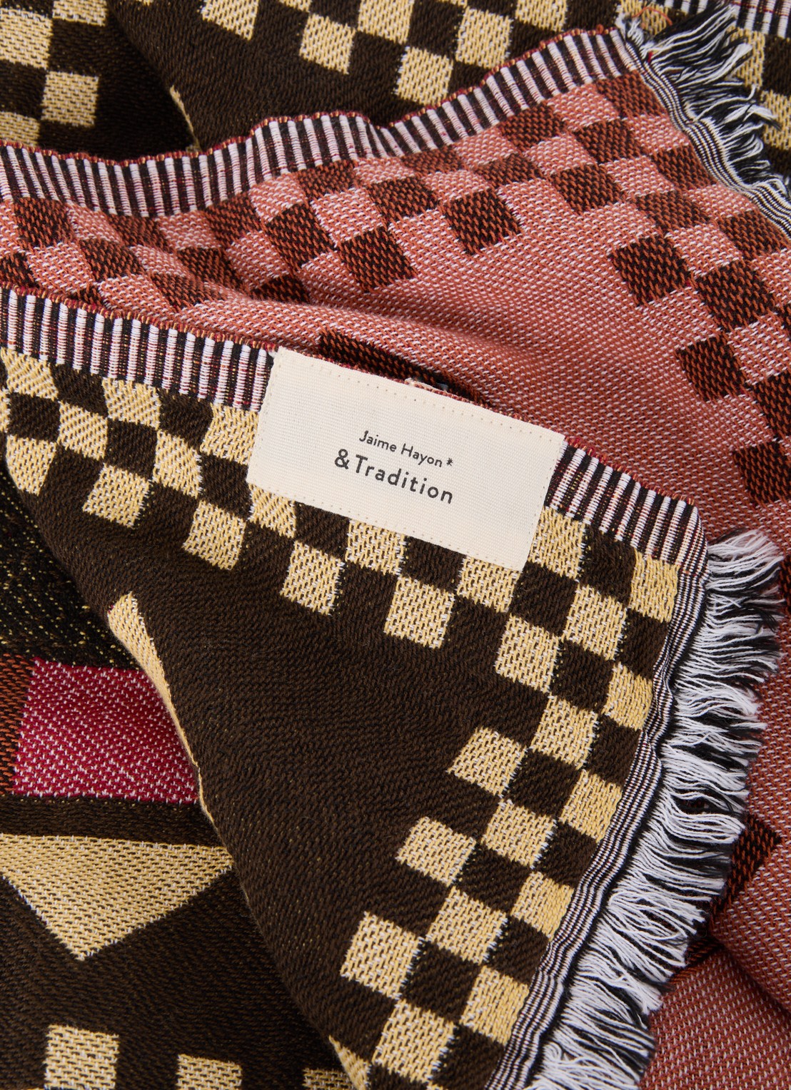 &Tradition Momento plaid 180 x 130 cm - detail rood