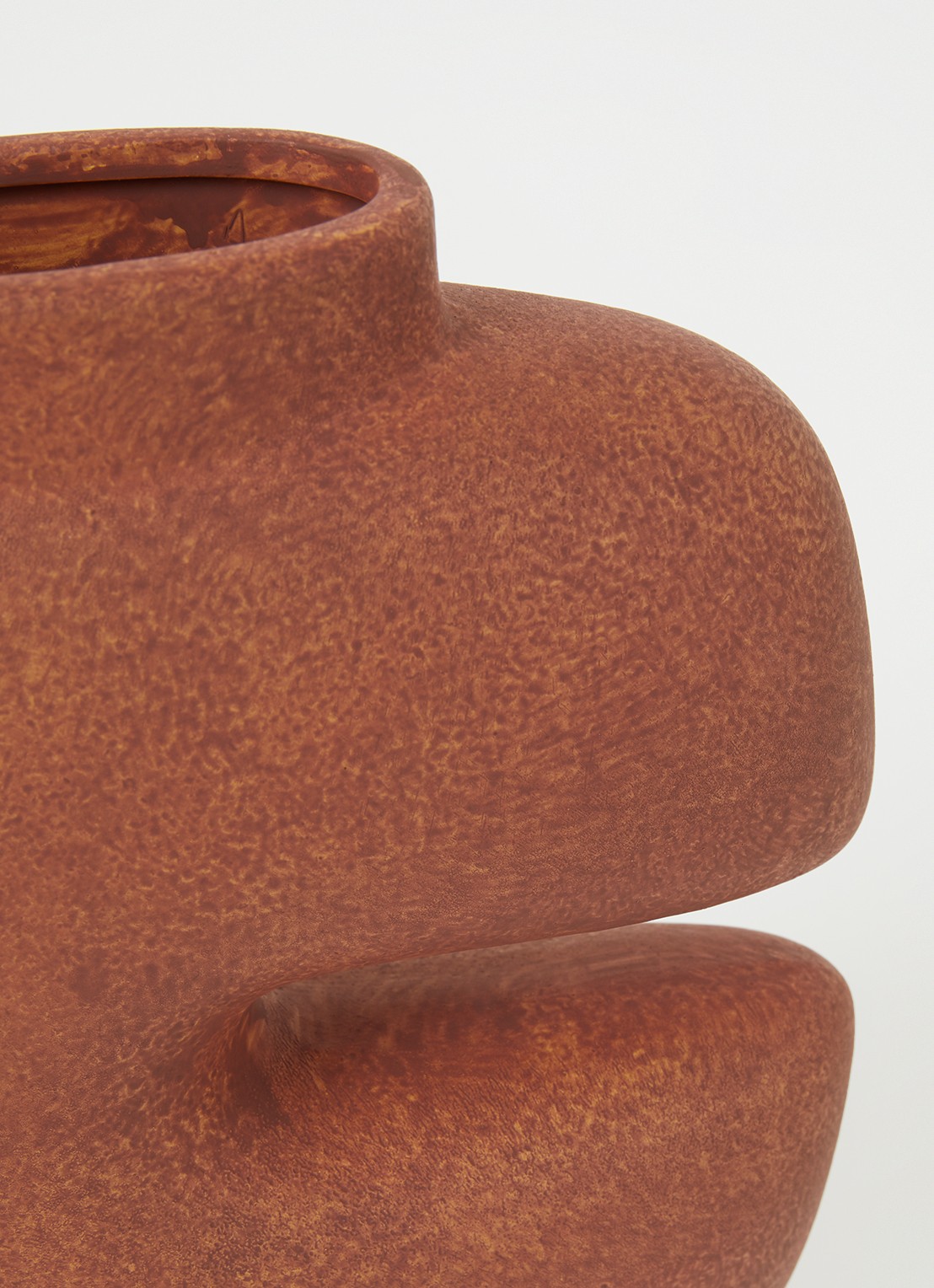 101 Copenhagen Tribal Medio vaas 30 cm - detail 3 cognac