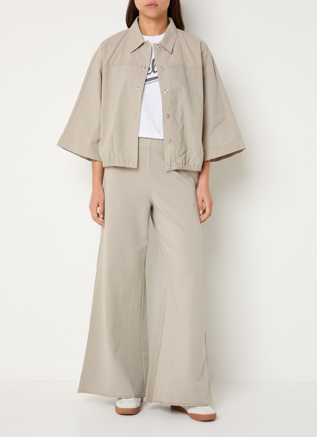 10DAYS Blouse met kraag - voorkant 2 beige