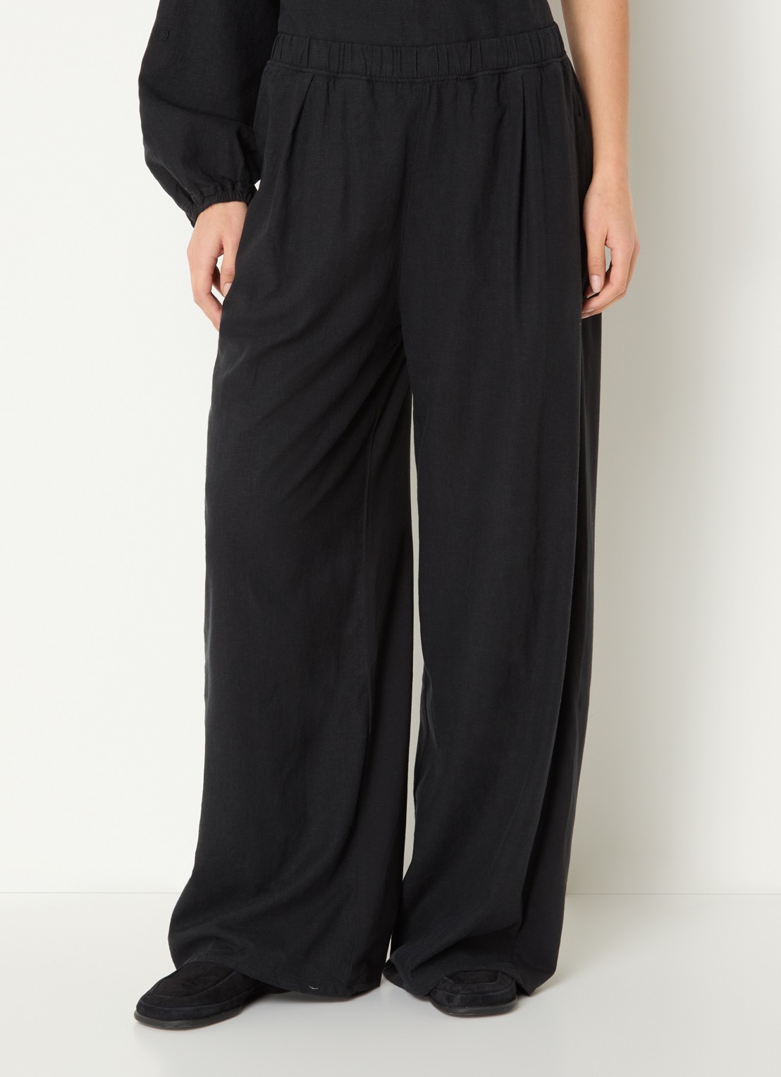 10DAYS High waist loose fit broek in linnenblend met steekzakken - detail 3 zwart