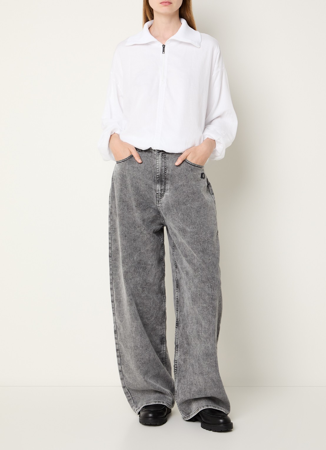 10DAYS Mid waist wide leg jogg jeans met verwassen afwerking - voorkant 5 lichtgrijs