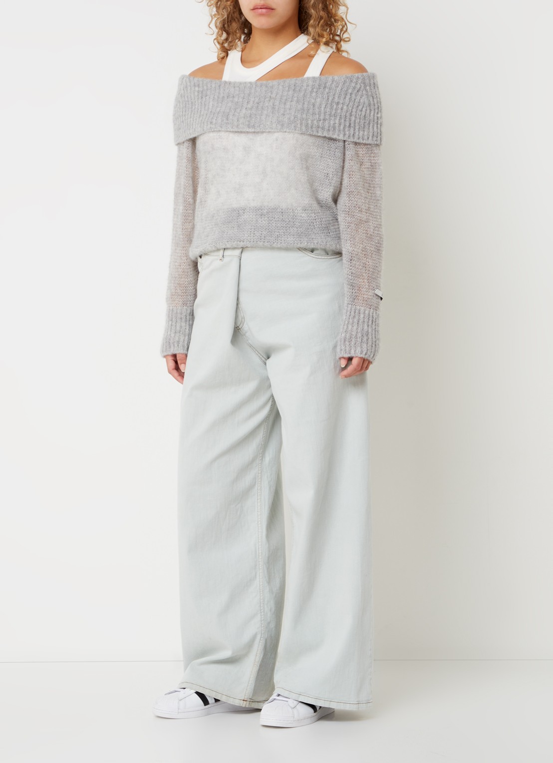 10DAYS Off shoulder trui in alpaca wolblend met opengewerkt dessin - voorkant 3 lichtgrijs
