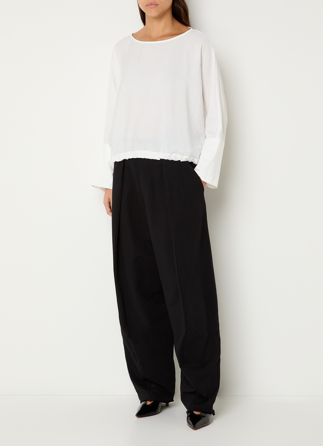 10DAYS Semi-transparante top met logo - voorkant 2 creme