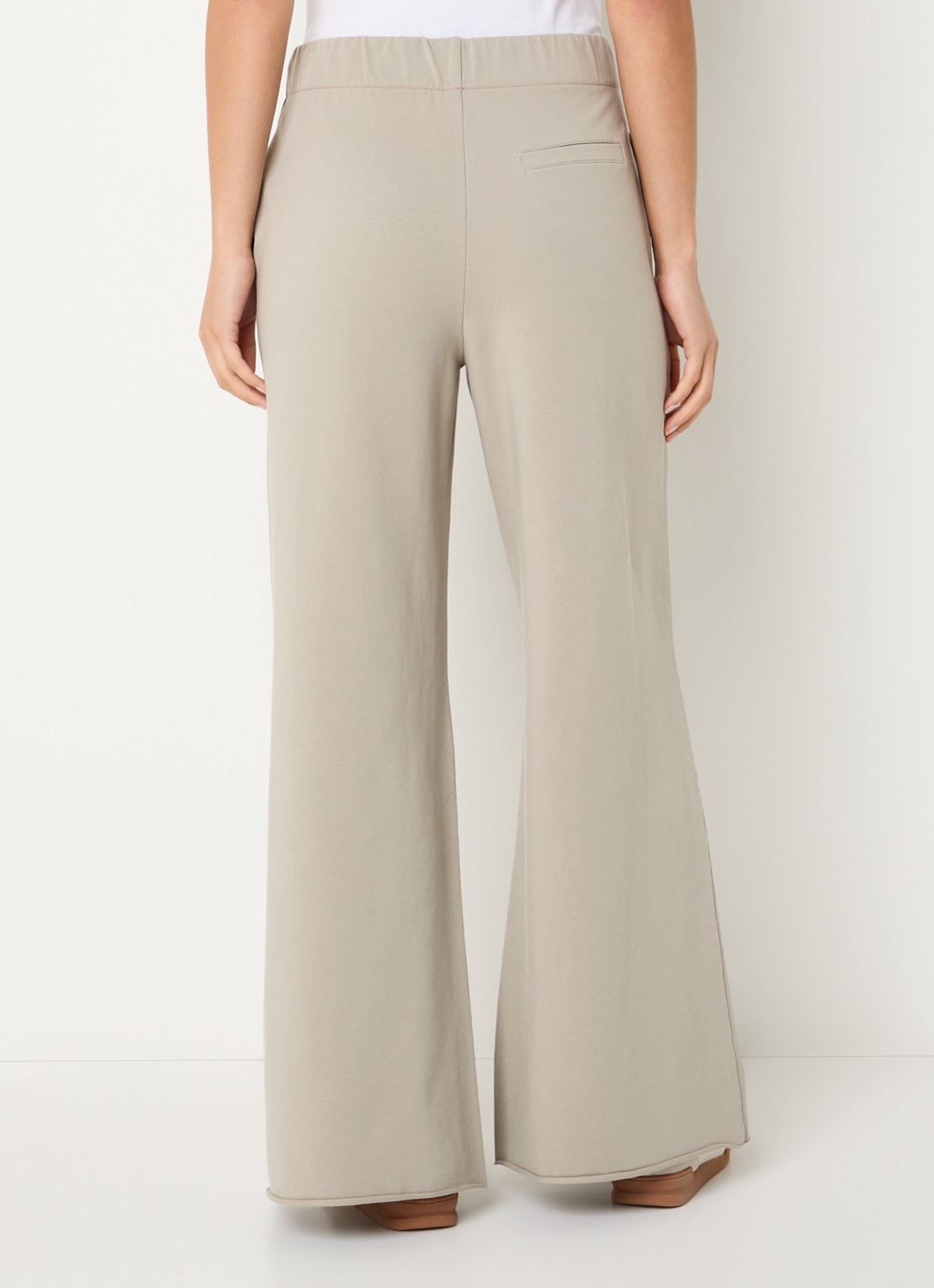 10DAYS Silent high waist wide fit pantalon met steekzakken - achterkant 2 beige