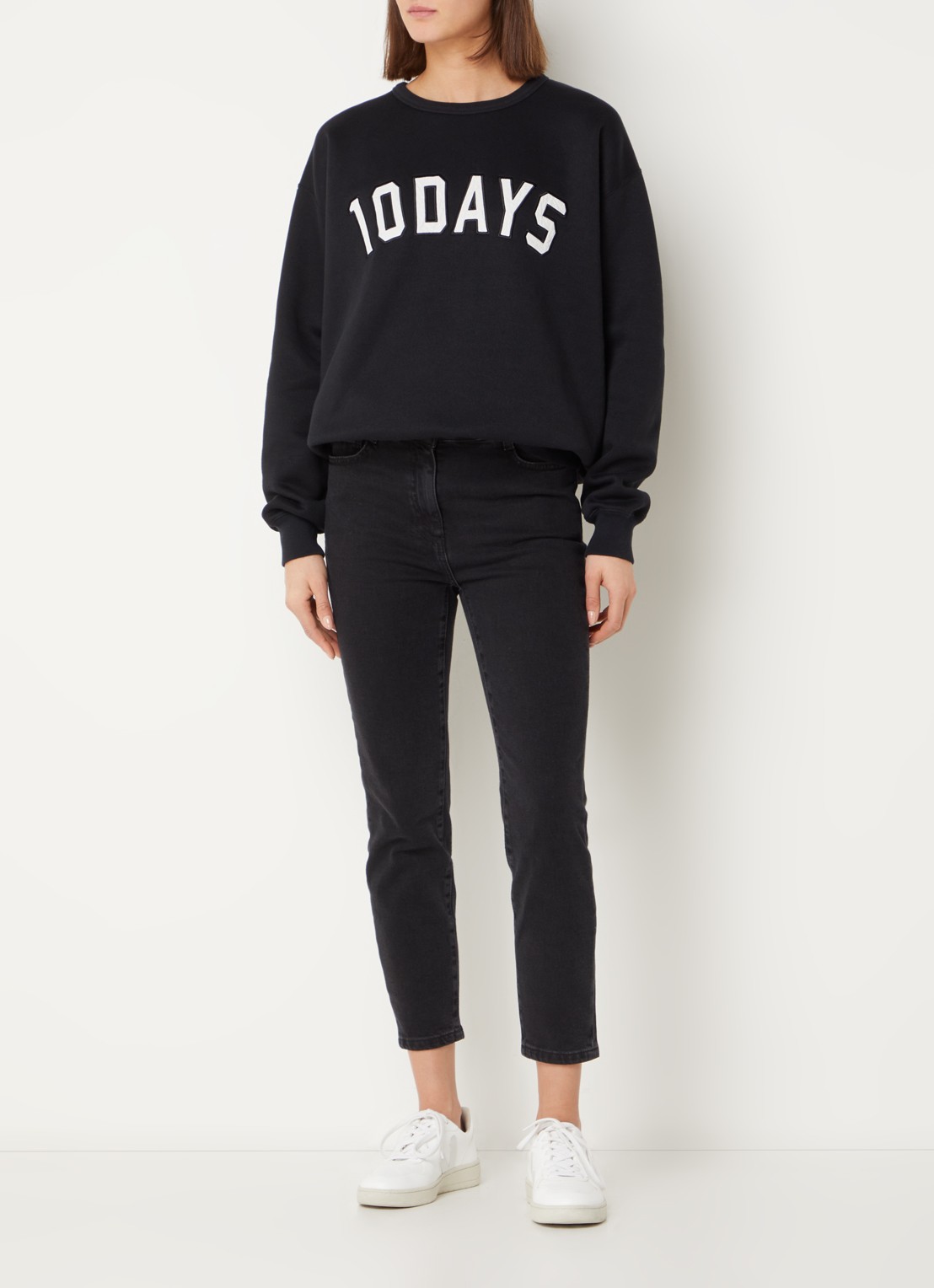 10DAYS Statement oversized sweater met logoborduring - voorkant 4 zwart