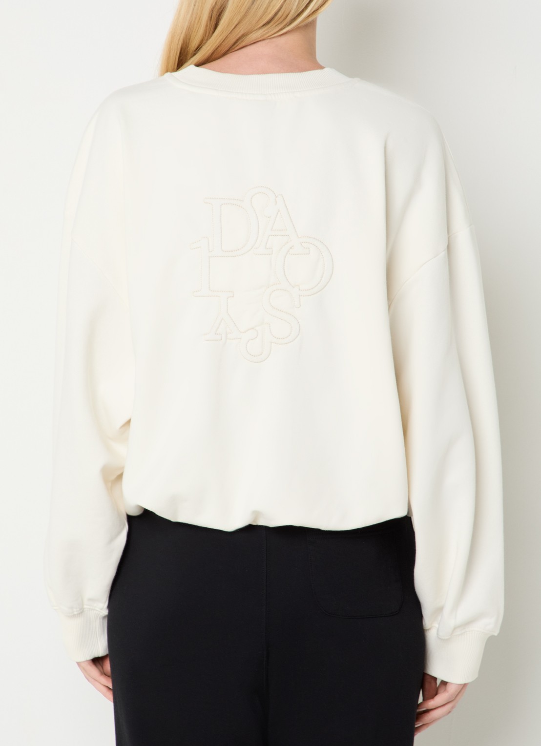 10DAYS Sweater met borduring - detail 4 creme
