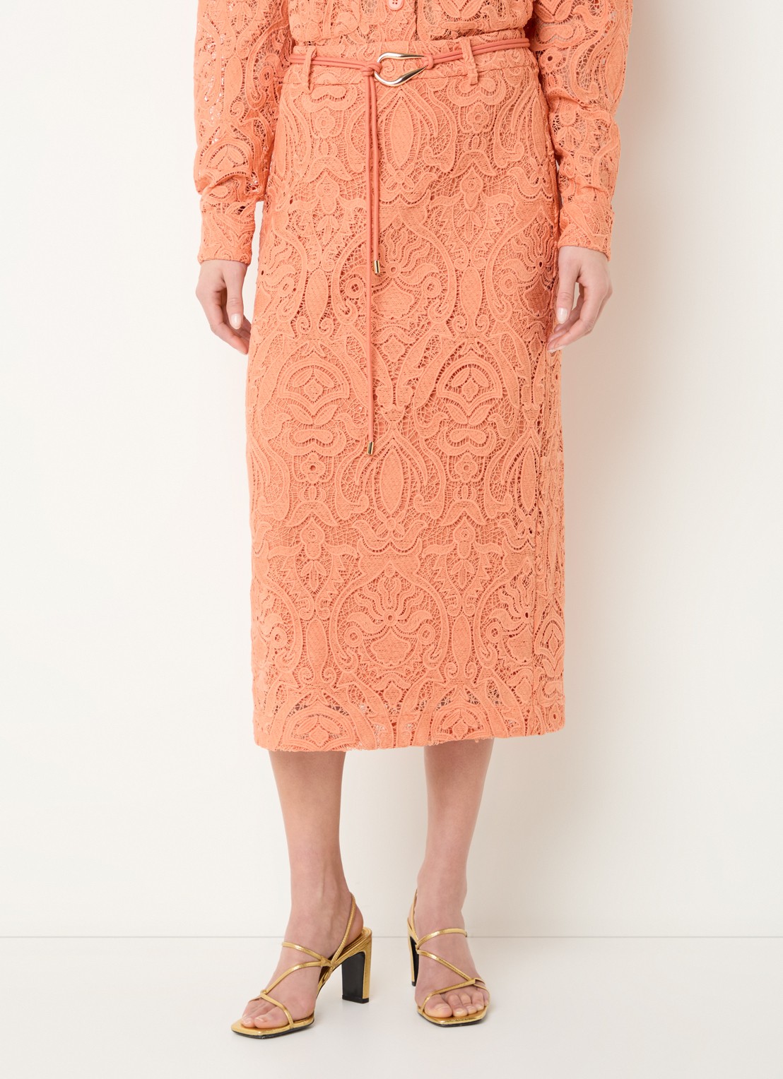 Aaiko Amia midi rok met broderie en strikceintuur - detail orange