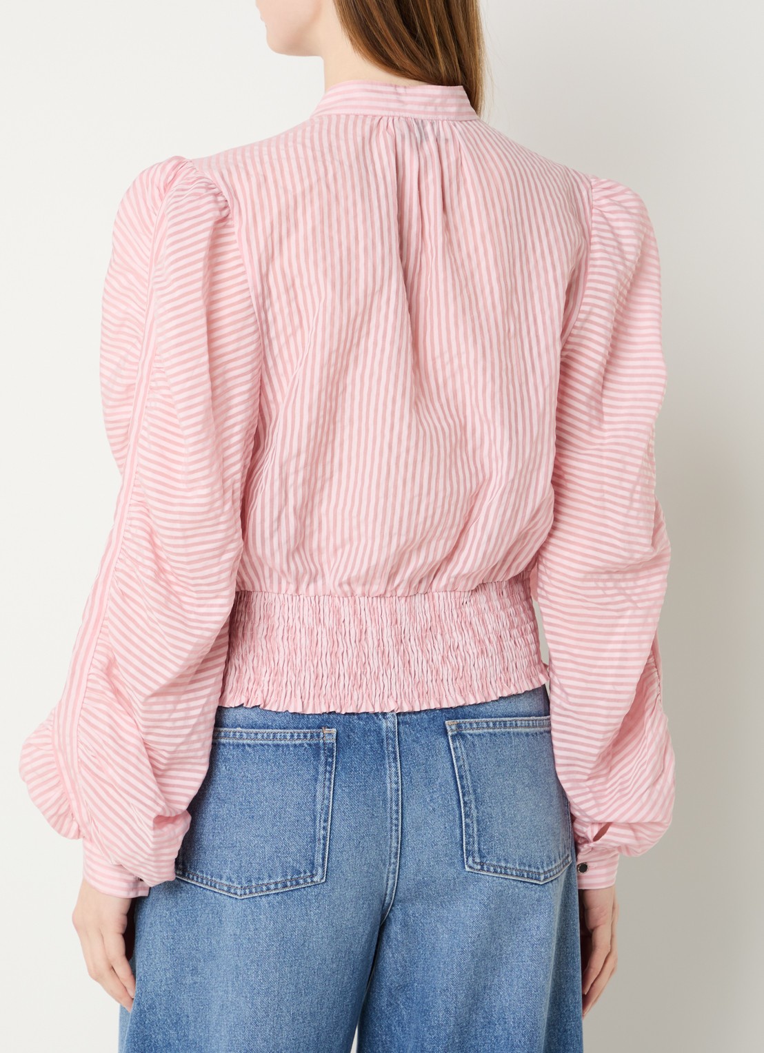 Aaiko Beaudine cropped blouse met streepprint - achterkant zalmroze