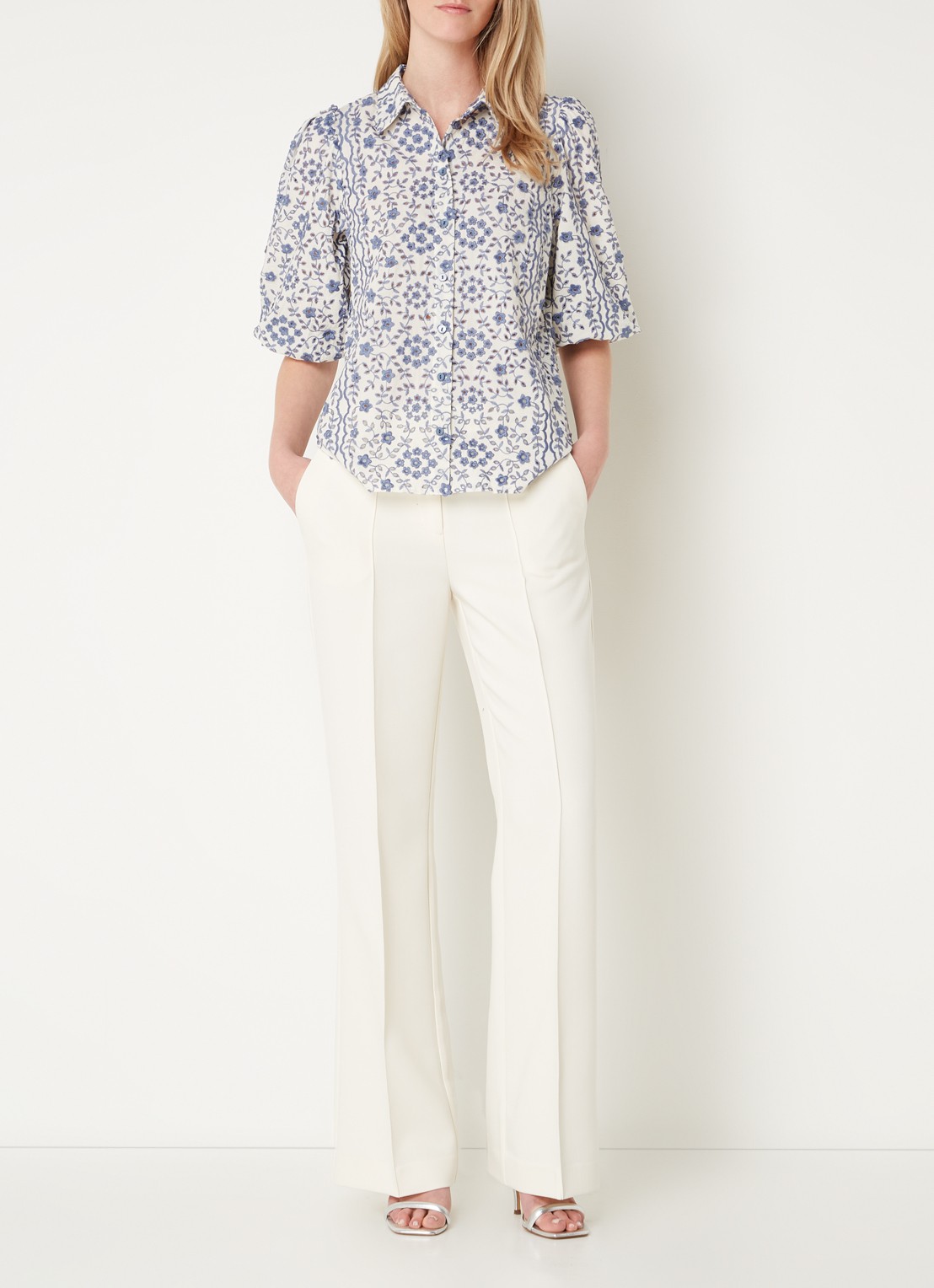 Aaiko Chantalle high waist wide fit pantalon met persplooi en structuur - voorkant 4 creme