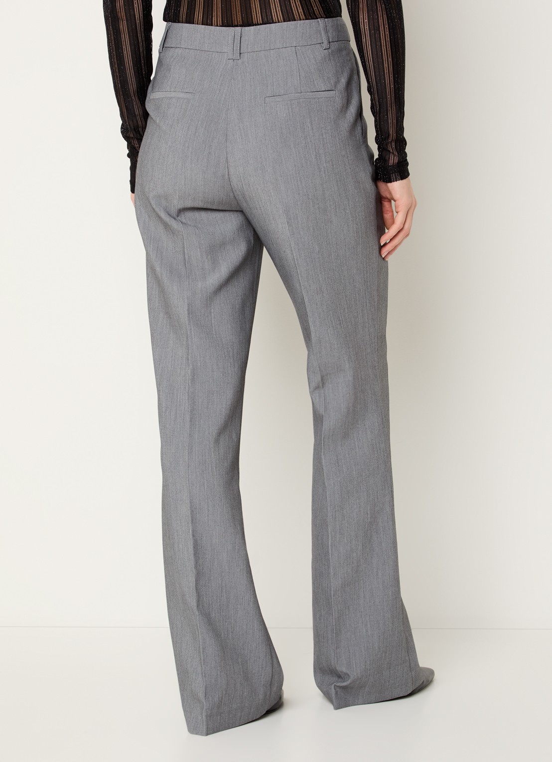 Aaiko Chantalle high waist wide fit pantalon met persplooi en structuur - achterkant middengrijs