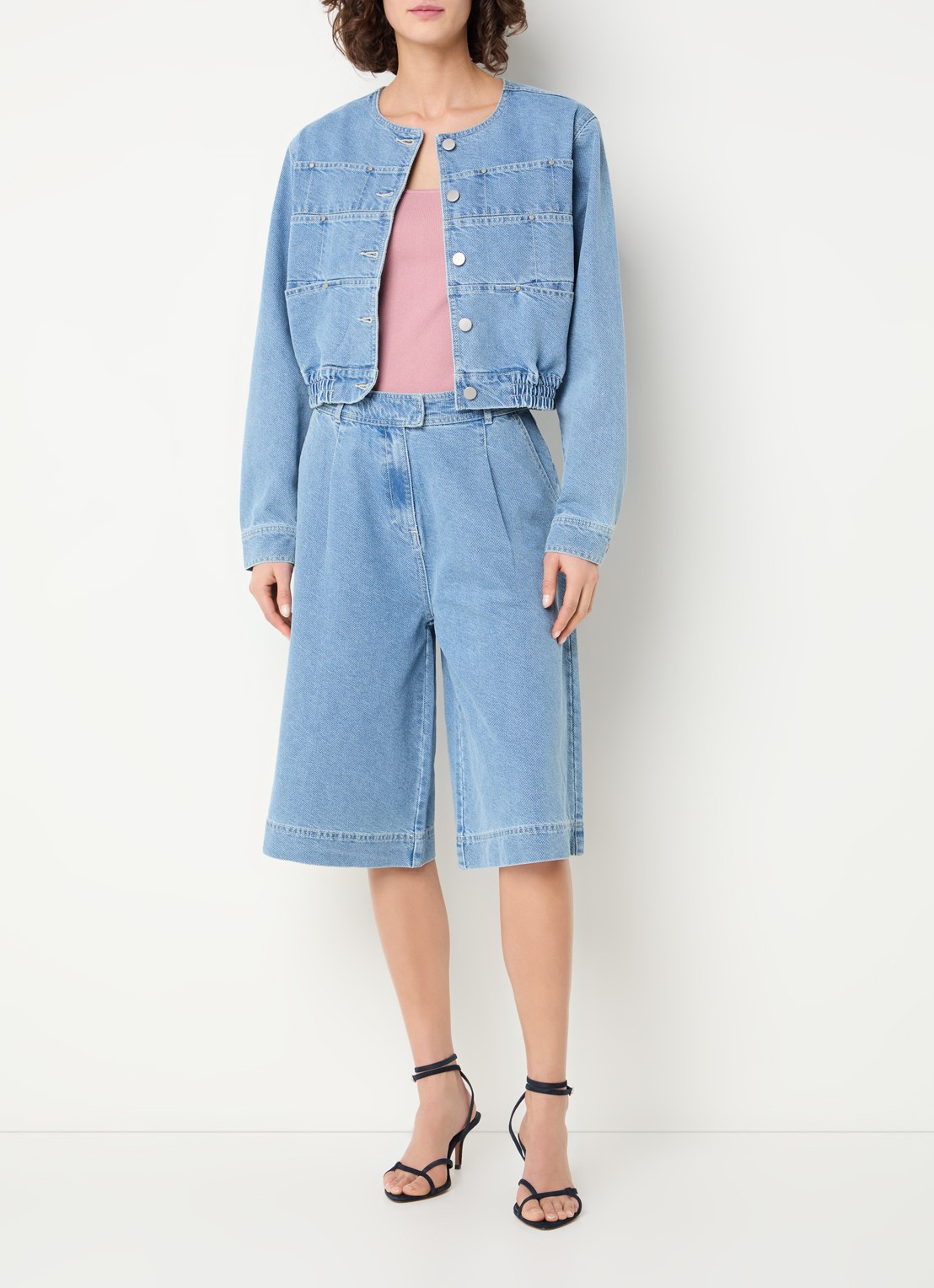 Aaiko Fallon cropped spijkerjas met ronde hals - voorkant 2 indigo