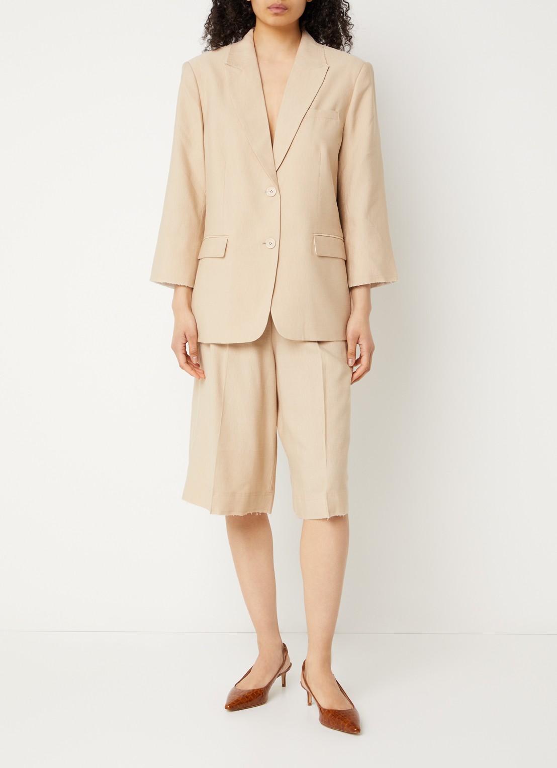 Aaiko Inaya mid waist loose fit culotte - voorkant 3 donkerbeige