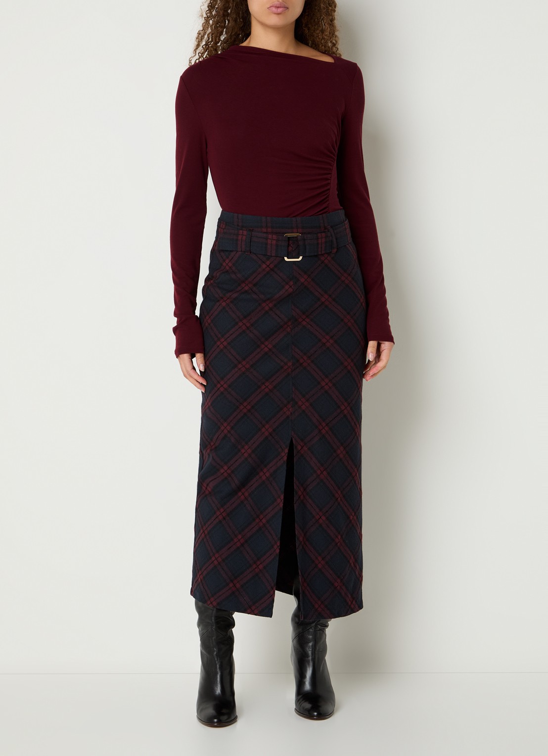 Aaiko Jalisse top in wolblend met asymmetrische hals - voorkant 4 bordeauxrood
