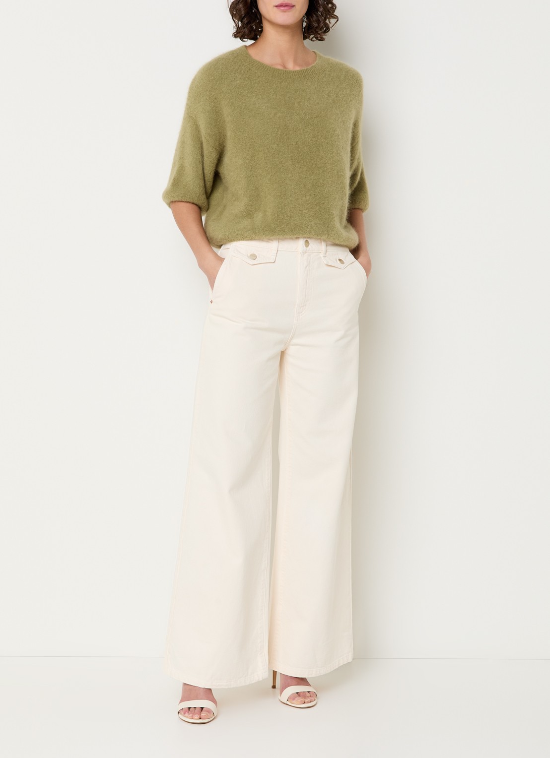 Aaiko Lani fijngebreide top in alpaca wolblend - voorkant 4 khaki