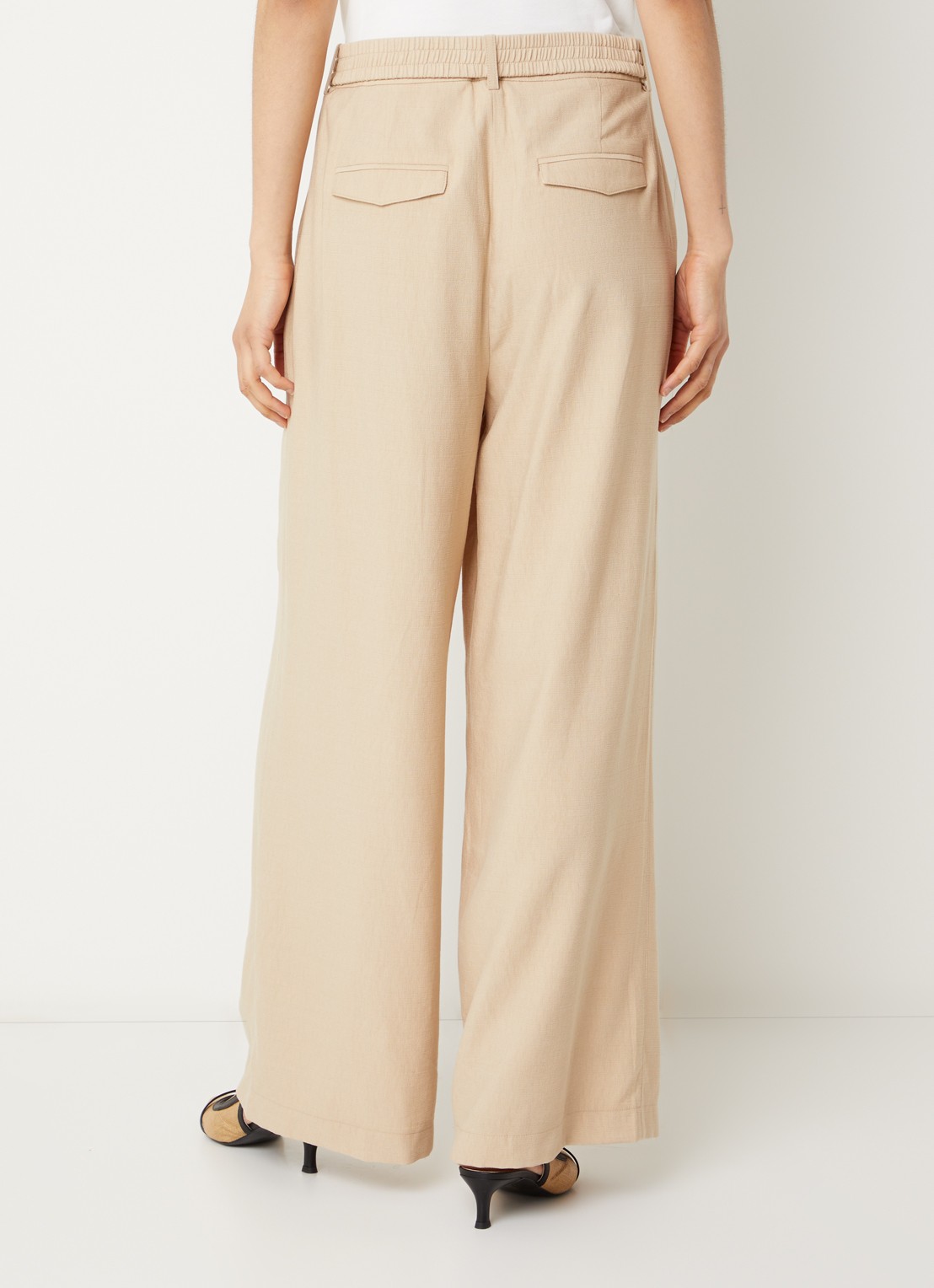 Aaiko Lotty mid waist wide fit palazzo broek met steekzakken - achterkant 4 donkerbeige