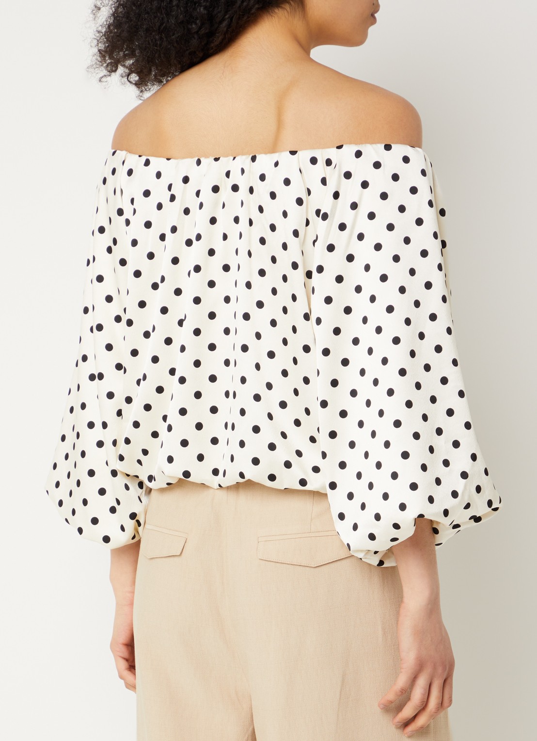Aaiko Maddy off-shoulder top met pofmouw - achterkant 4 ivoor