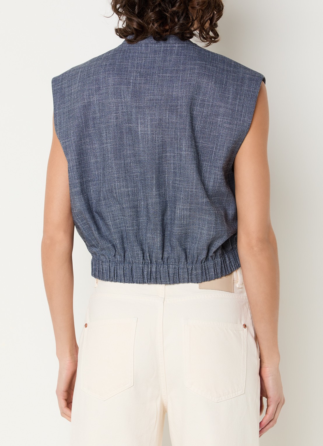 Aaiko Olivia gilet van denim met klepzakken - achterkant indigo