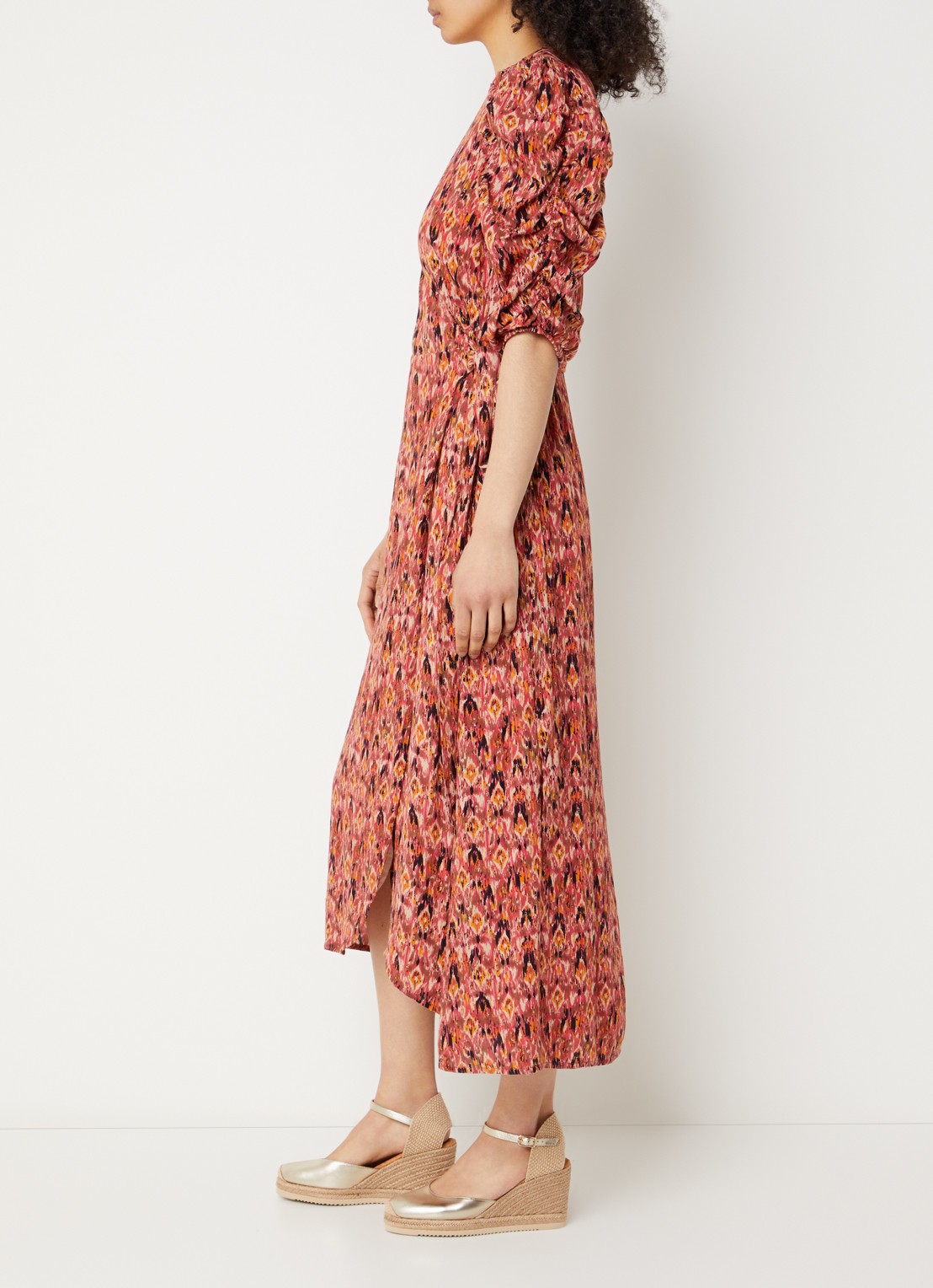 Aaiko Pida Ikat wikkeljurk met print - voorkant 4 kersenrood