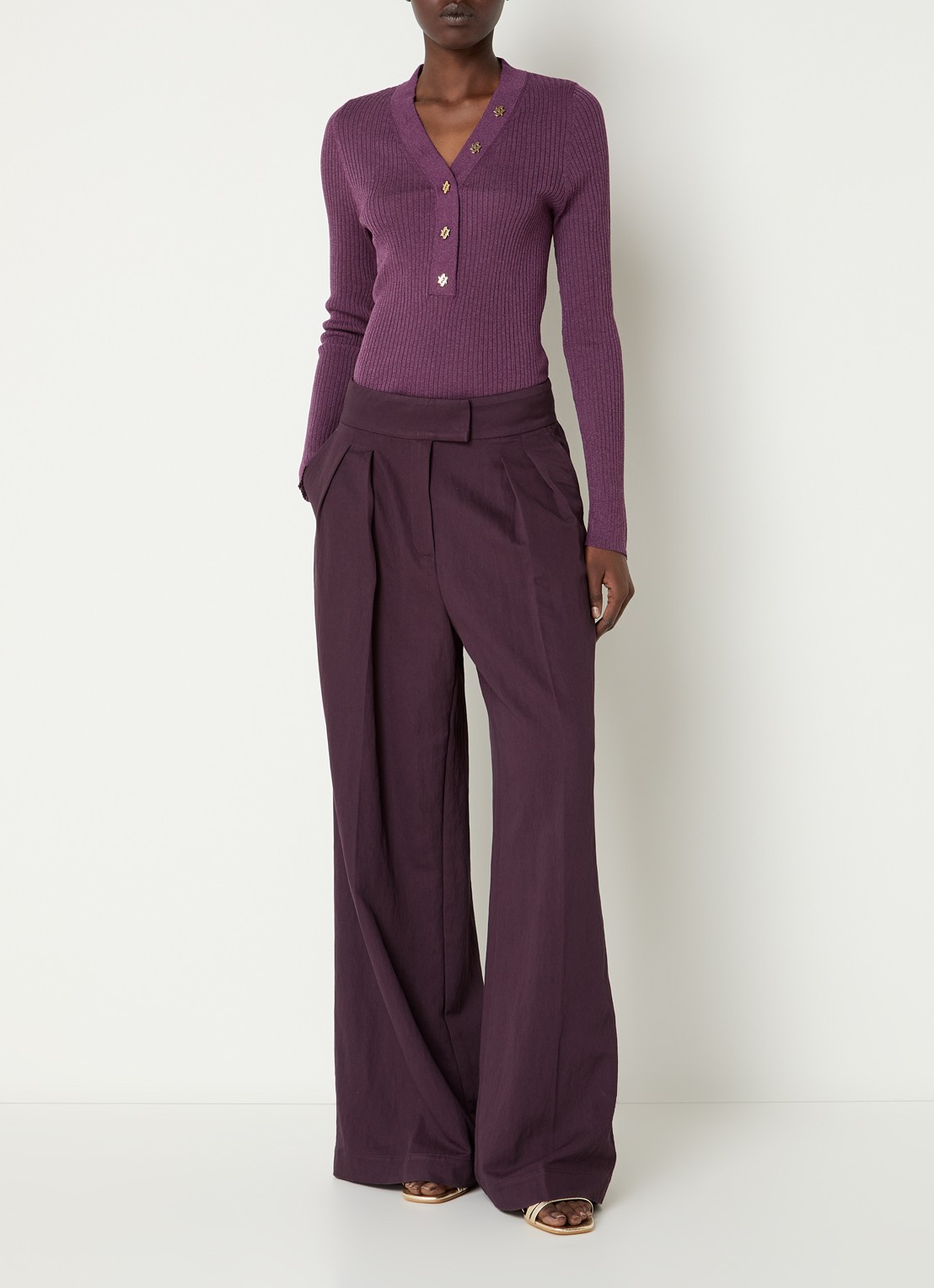 Aaiko Polly ribgebreide pullover met stretch - voorkant 3 aubergine