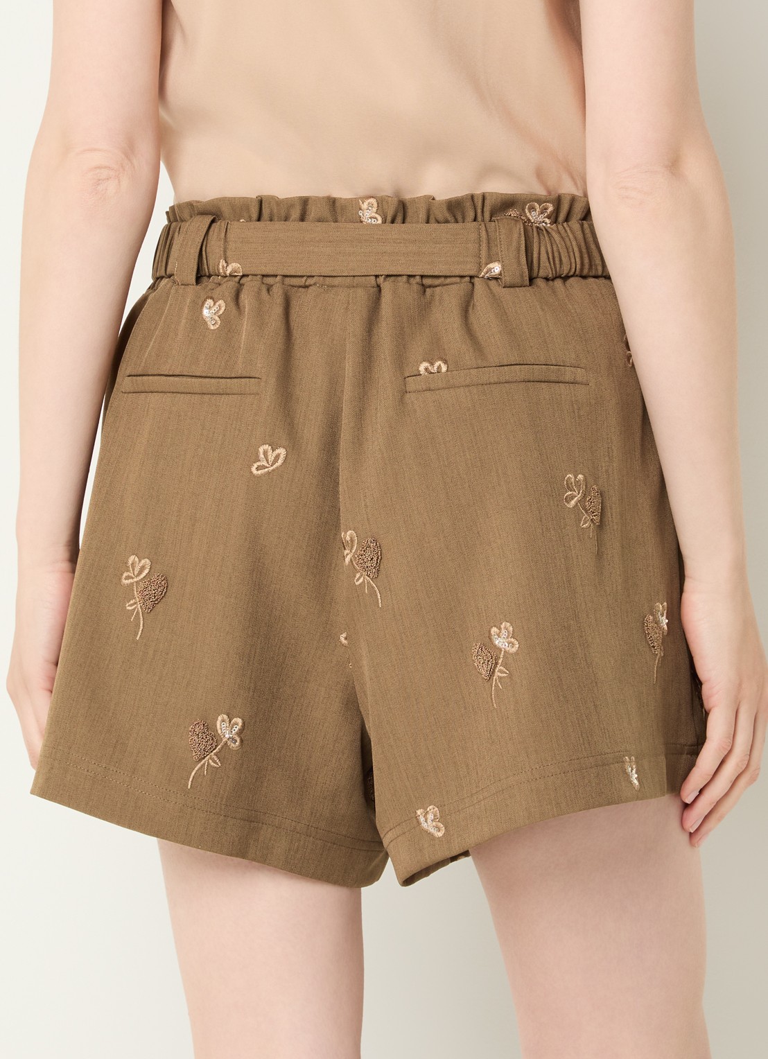 Aaiko Rikkie high waist loose fit korte broek met pailletten en borduring - achterkant 2 mosgroen
