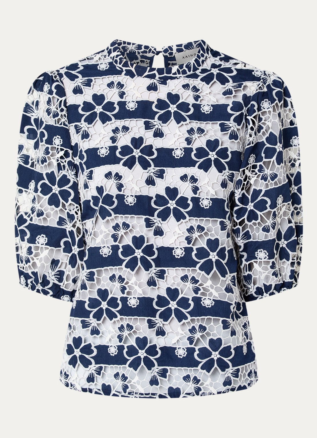 Aaiko Shaila top met opengewerkt dessin en borduring - voorkant 3 donkerblauw