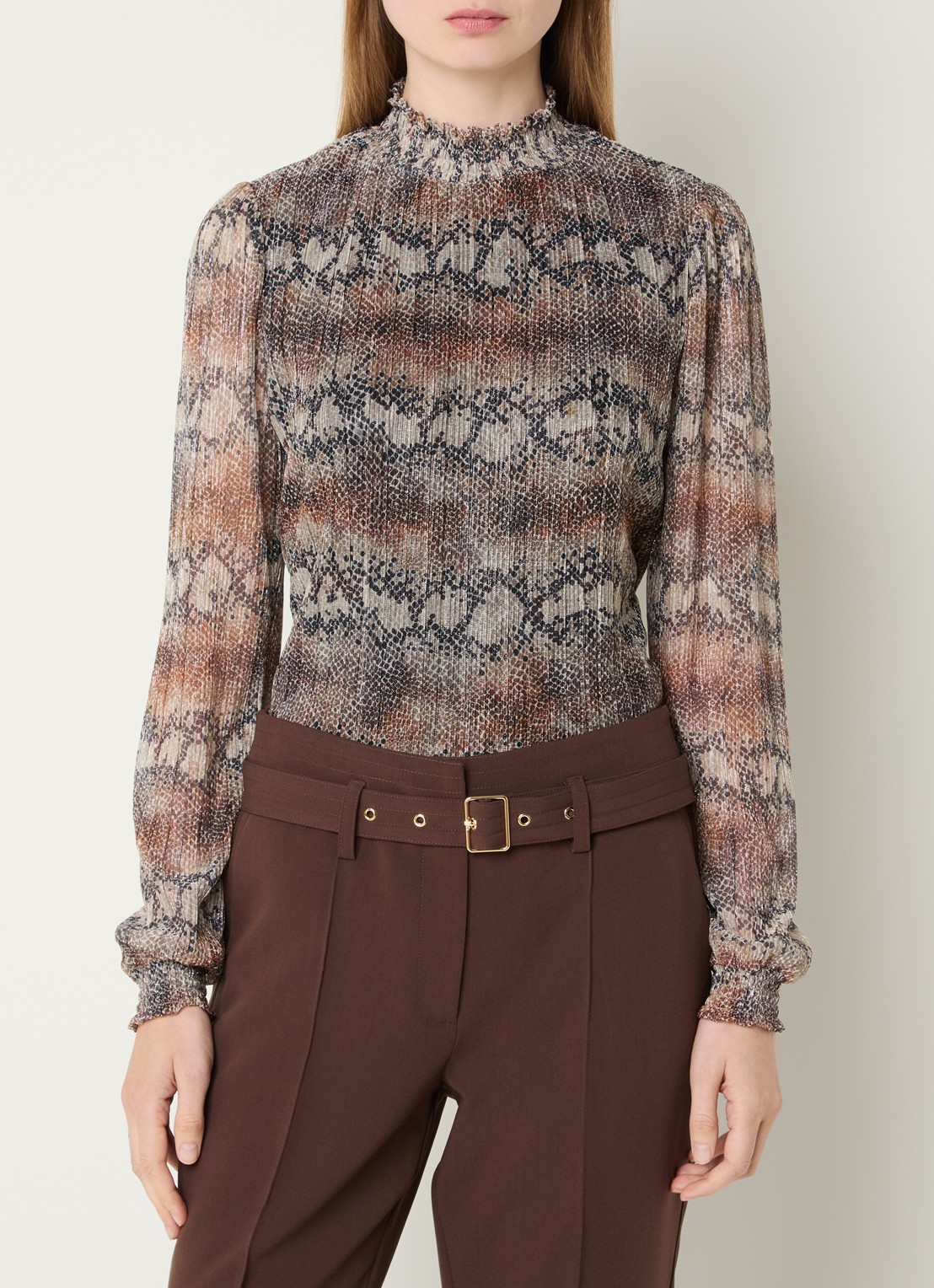 Aaiko Tory semi-transparante top met slangenprint - detail 2 lichtbruin
