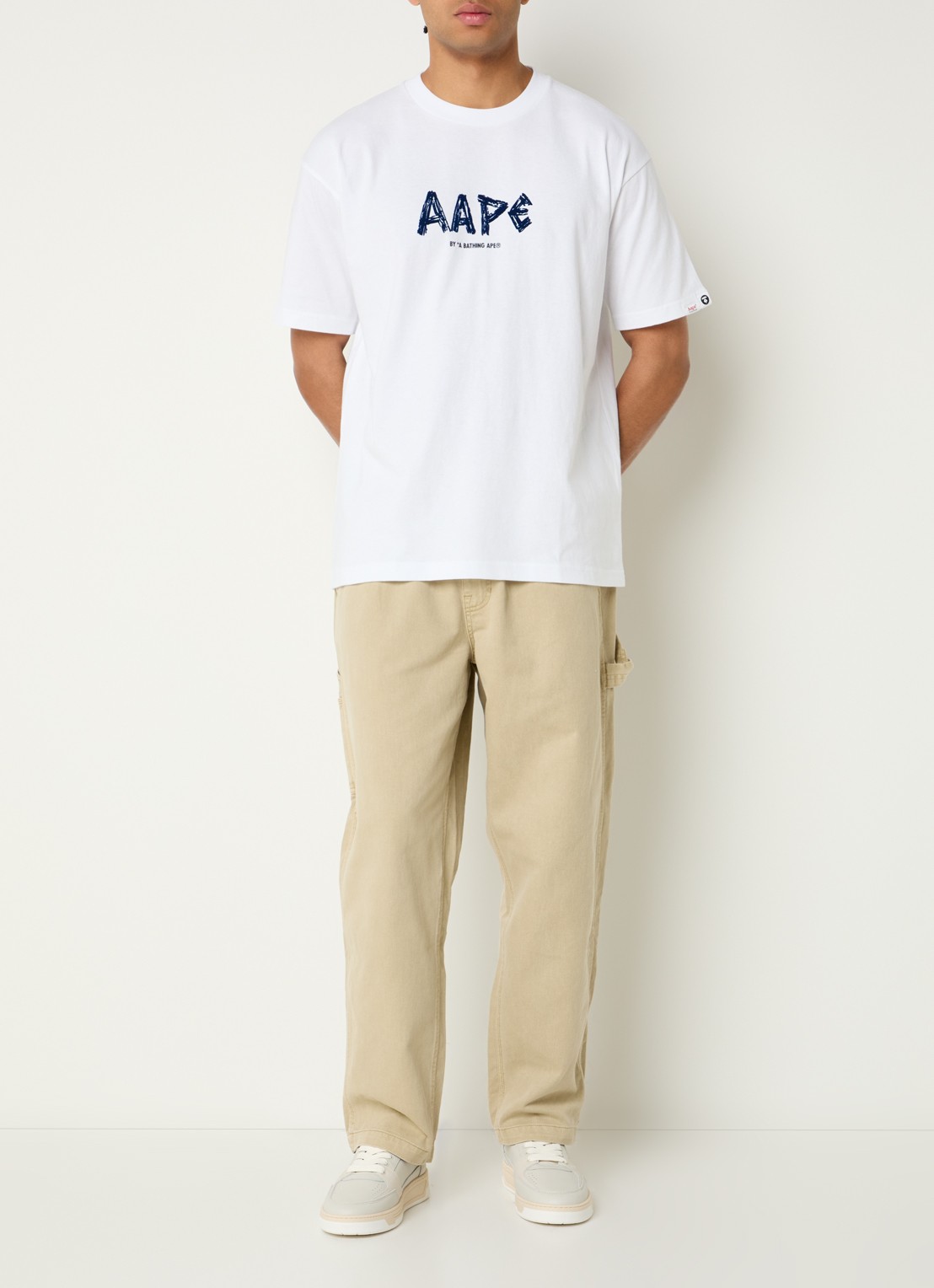 Aape T-shirt met logo- en backprint - voorkant 3 wit