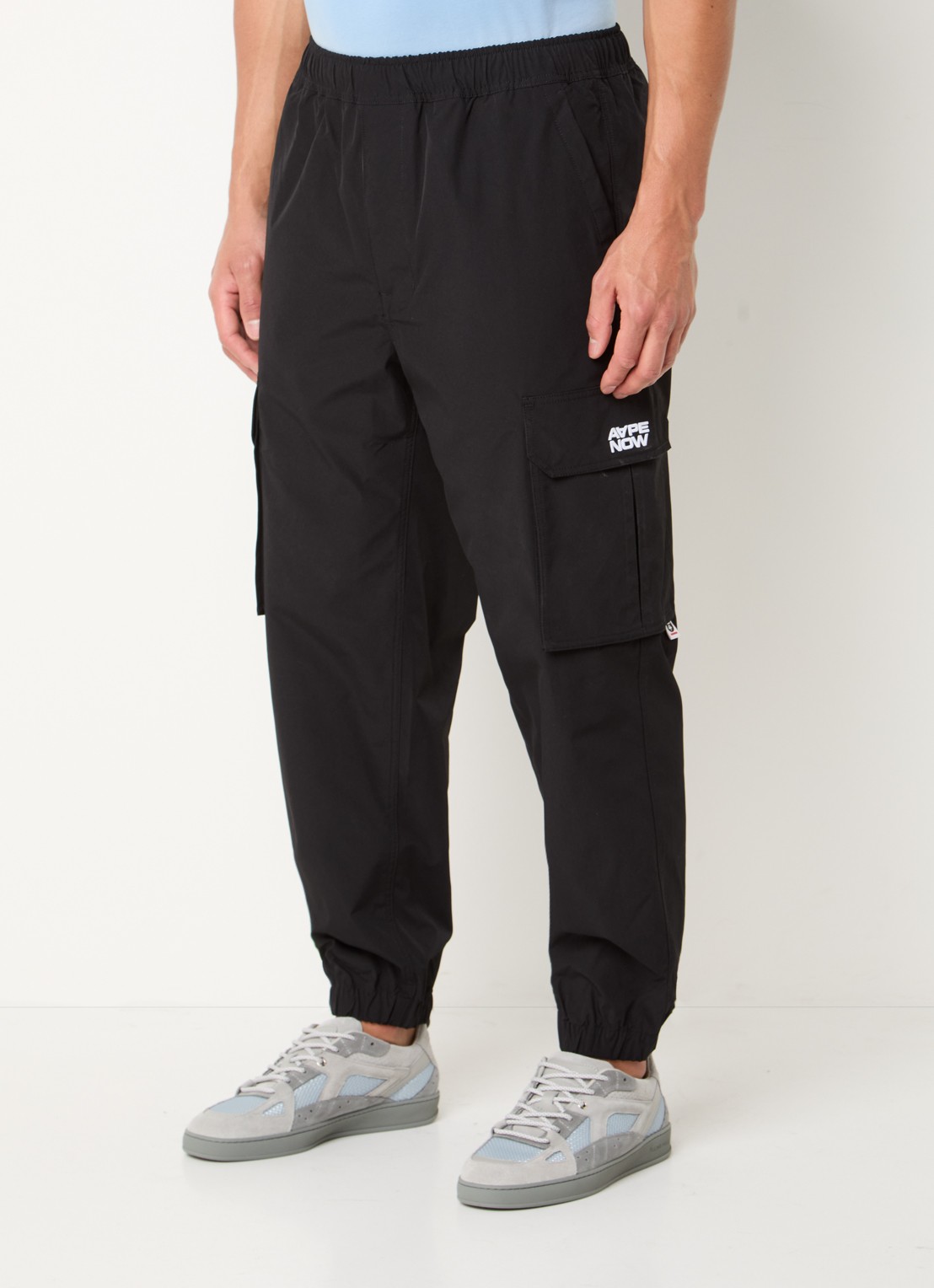 Aape Tapered fit cargobroek met klepzakken - detail 2 zwart