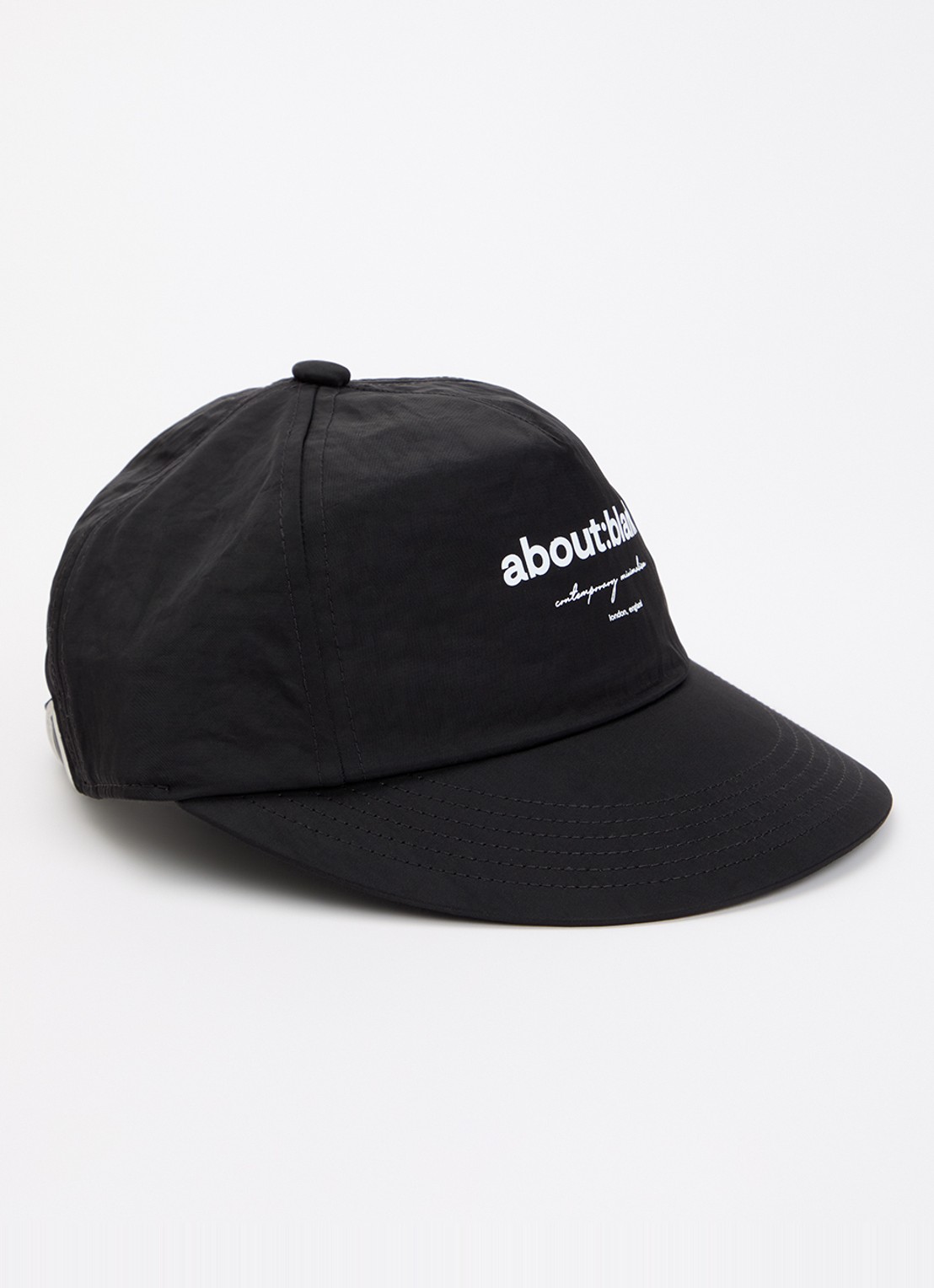 about:blank Box pet met logo - voorkant zwart